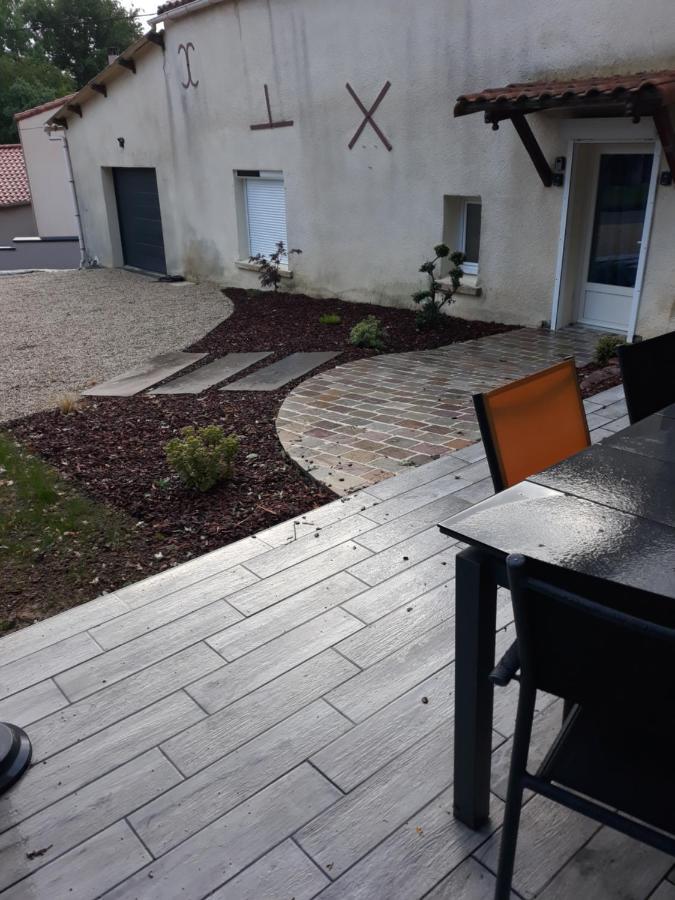 Apartamento Chambre double au calme proche Puy Du Fo Le Boupère Exterior foto